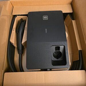 GM PowerUp Level 2 J1772 EV Charger In box never used
